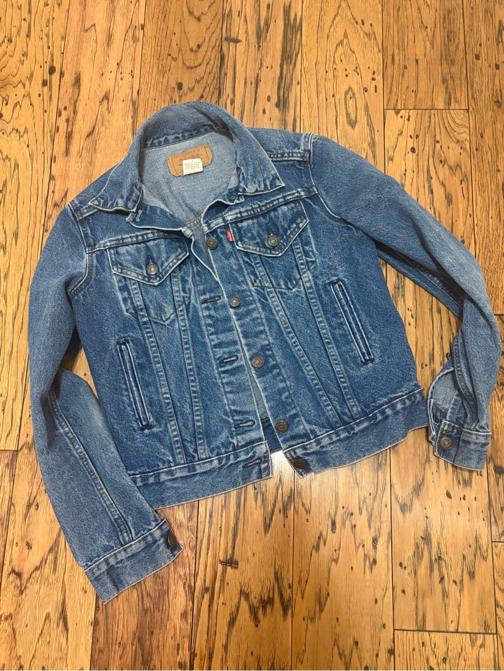 Vintage Levi's Made in USA Denim Trucker Jacket 76531 Lightly Worn Size Small
